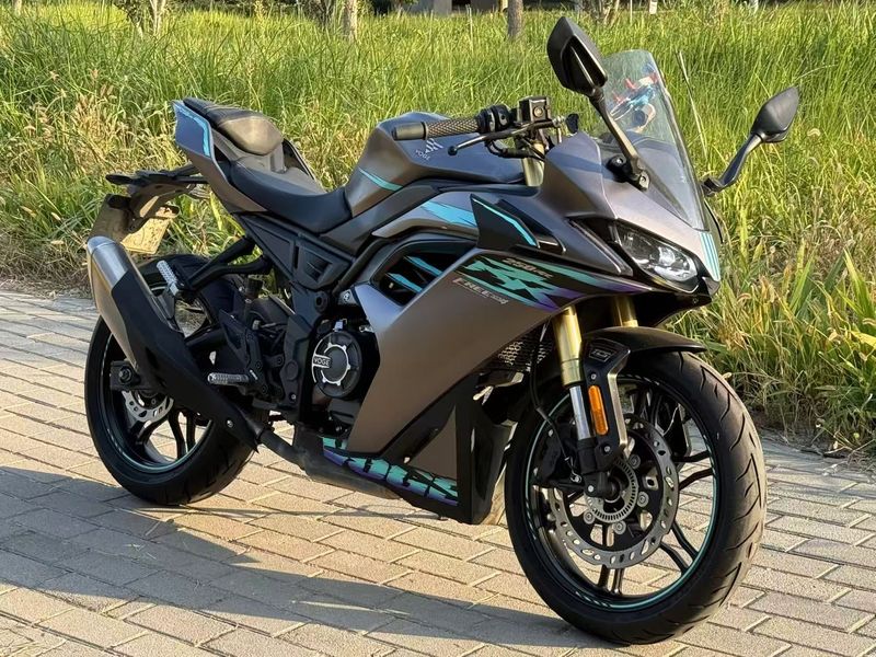 无极 250RR