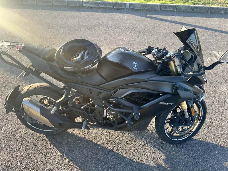 无极 250RR