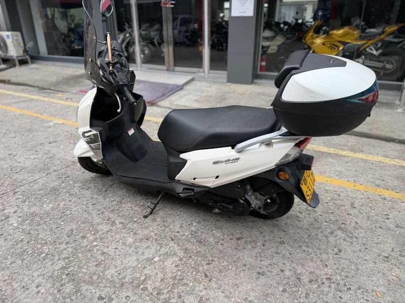 济南铃木 UY125