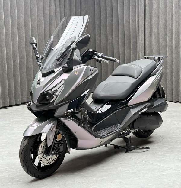 三阳 巡弋 Cruisym250