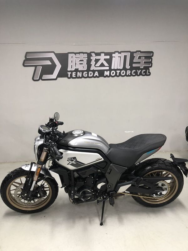 春风 700CL-X