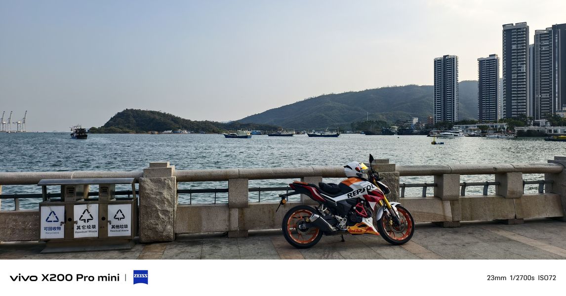 五羊本田 CB190R 暴锋眼
