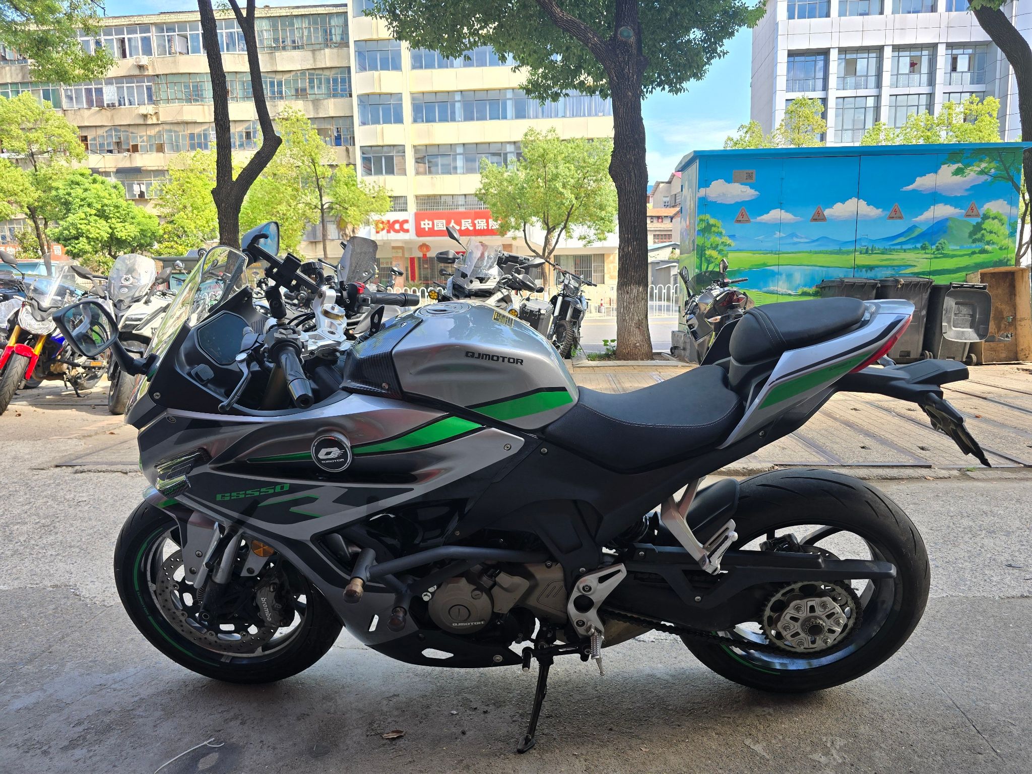 QJMOTOR 赛550