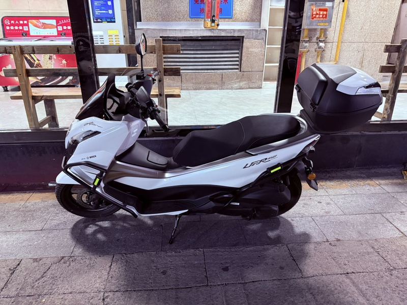 豪爵 UFR150