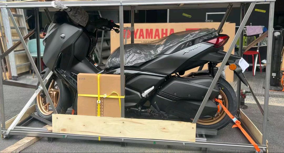 雅马哈 XMAX